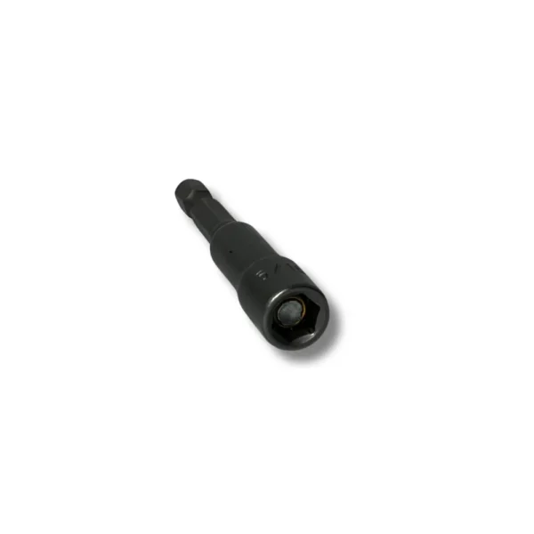 Copa magnética para tornillos autoperforantes, mostrando el imán interno y la profundidad para una sujeción segura.